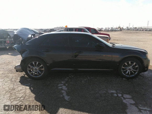 2014 Chrysler 300 with VIN 2C3CCAGG7EH240120, listed as a IAAI auction lot 40629490 with 142,041 mi miles. Bid and sale history available at carsss.com. Image 14.