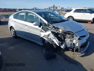 2015 Toyota Prius Four with VIN JTDKN3DU0F0477528, listed as a IAAI auction lot 41761325 with 140,156 mi miles. Bid and sale history available at carsss.com. Image 1.