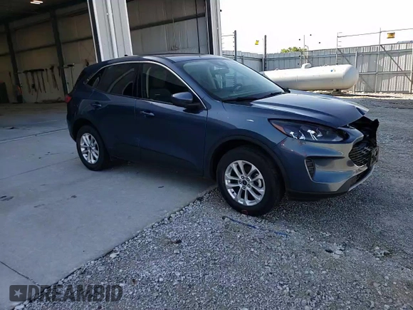 2020 Ford Escape SE with VIN 1FMCU9G64LUC21318, listed as a Copart auction lot 60550845 with 75,154 mi miles and Salvage title. Bid and sale history available at DreamBid. Image 14.