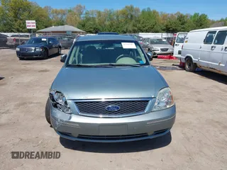 2005 Ford Five Hundred SE z VIN 1FAFP23185G168799, wystawiony jako IAAI lot #42202907 z przebiegiem Nie podano mil oraz . Historia ofert i sprzedaży dostępna na DreamBid. Obrazek 12.