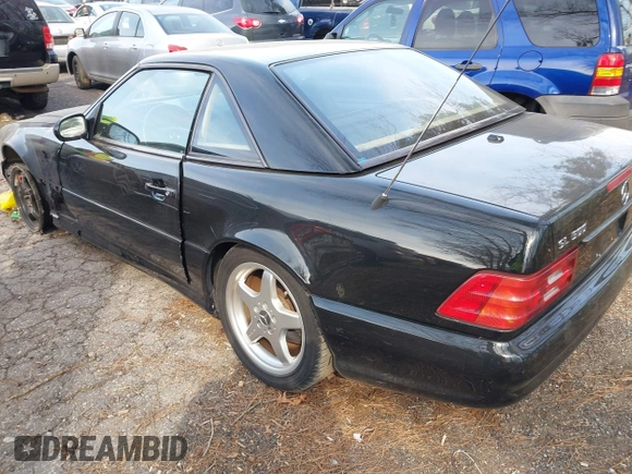 2000 Mercedes-Benz SL with VIN WDBFA68F4YF191528, listed as a IAAI auction lot 41775425 with 86,654 mi miles. Bid and sale history available at carsss.com. Image 3.