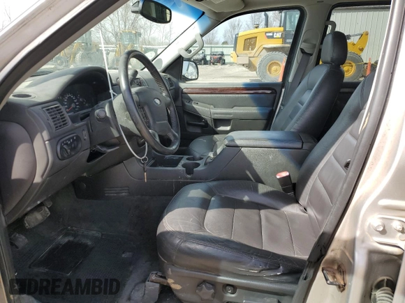 2004 Ford Explorer с VIN 1FMDU75KX4UA44994, выставлен на аукционе Copart как лот 49634885 с пробегом 198 911 миль миль и Списание • Salvage title. История ставок и продаж доступна на DreamBid. Изображение 7.
