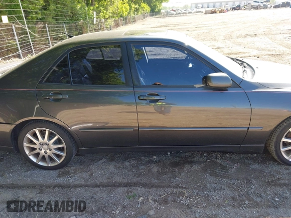 2003 Lexus IS 300/350 z VIN JTHBD192430074659, wystawiony jako IAAI lot #42330747 z przebiegiem 150 809 mil mil oraz . Historia ofert i sprzedaży dostępna na DreamBid. Obrazek 13.