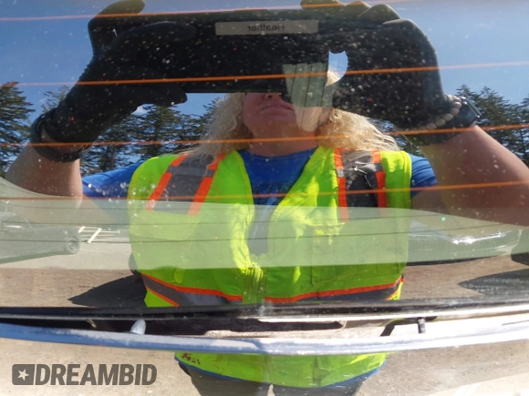 2014 Honda CR-V EX-L with VIN 5J6RM4H79EL077096, listed as a IAAI auction lot 42153513 with 104,972 mi miles and . Bid and sale history available at DreamBid. Image 17.