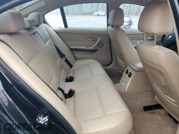 2006 BMW 3 Series 330xi with VIN WBAVD33526KV62365, listed as a Copart auction lot 42105825 with 140,248 mi miles and Clean Title. Bid and sale history available at carsss.com. Image 10.