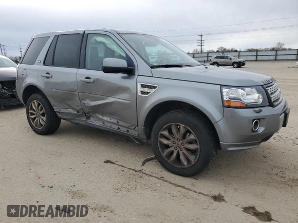 2013 Land Rover LR2 with VIN SALFR2BG1DH380410, listed as a Copart auction lot 44153815 with 71,099 mi miles and Salvage title. Bid and sale history available at DreamBid. Image 4.