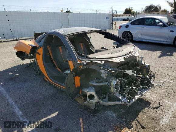 2019 McLaren 570S z VIN SBM13FAA4KW007983, wystawiony jako Copart lot #64694102 z przebiegiem Nie podano mil oraz . Historia ofert i sprzedaży dostępna na DreamBid. Obrazek 1.