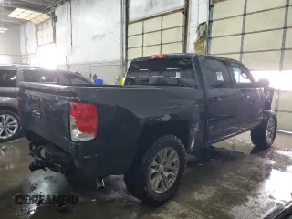 2018 Chevrolet Silverado 1500 LT with VIN 3GCUKREC3JG258674, listed as a Copart auction lot 87425324 with 142,796 mi miles and Salvage Title. Bid and sale history available at carsss.com. Image 3.