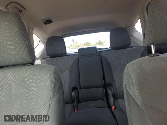 2014 Toyota Prius Two with VIN JTDZN3EU3E3292092, listed as a Copart auction lot 56364975 with 182,320 mi miles and Clean Title. Bid and sale history available at DreamBid. Image 10.