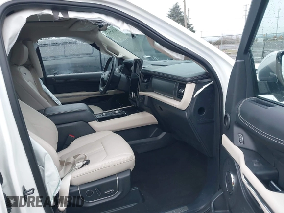 2023 Ford Expedition Platinum with VIN 1FMJU1M88PEA05387, listed as a IAAI auction lot 41247717 with 25,934 mi miles. Bid and sale history available at carsss.com. Image 5.