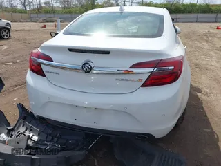2016 Buick Regal Premium II with VIN 2G4GS5GXXG9189339, listed as a IAAI auction lot 42064953 with 36,216 mi miles. Bid and sale history available at carsss.com. Image 17.