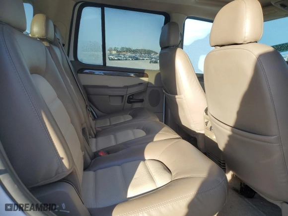 2004 Ford Explorer Eddie Bauer with VIN 1FMDU74W84UA62883, listed as a Copart auction lot 81060584 with 177,238 mi miles and Salvage Title. Bid and sale history available at carsss.com. Image 11.