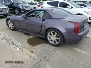 2004 Cadillac XLR z VIN 1G6YV34AX45600514, wystawiony jako Copart lot #74852854 z przebiegiem 37 941 mil mil oraz Nie do naprawy. Historia ofert i sprzedaży dostępna na DreamBid. Obrazek 2.