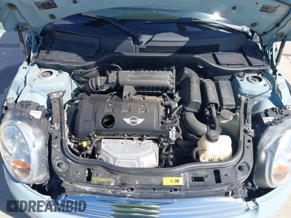 2013 MINI Hardtop with VIN WMWSU3C57DT690398, listed as a IAAI auction lot 41989221 with 112,954 mi miles and . Bid and sale history available at DreamBid. Image 10.