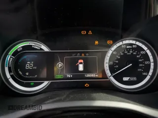 2019 Kia Niro EX with VIN KNDCC3LC5K5221157, listed as a Copart auction lot 63677343 with 128,393 mi miles and Salvage Title. Bid and sale history available at carsss.com. Image 9.