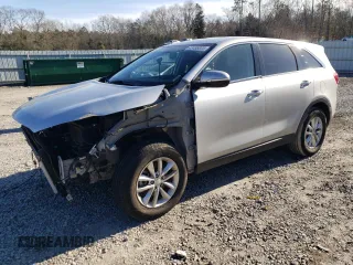 2018 Kia Sorento LX with VIN 5XYPG4A32JG368573, listed as a Copart auction lot 42456005 with 70,133 mi miles and Salvage Title. Bid and sale history available at carsss.com. Image 1.