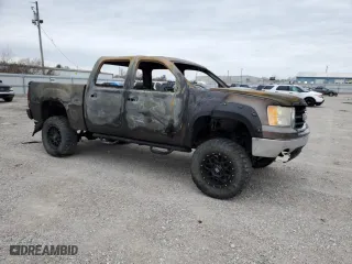 2008 GMC Sierra 1500 Work Truck with VIN 2GTEK133581205079, listed as a Copart auction lot 84610414 with 0 mi miles and Non Repairable. Bid and sale history available at carsss.com. Image 4.