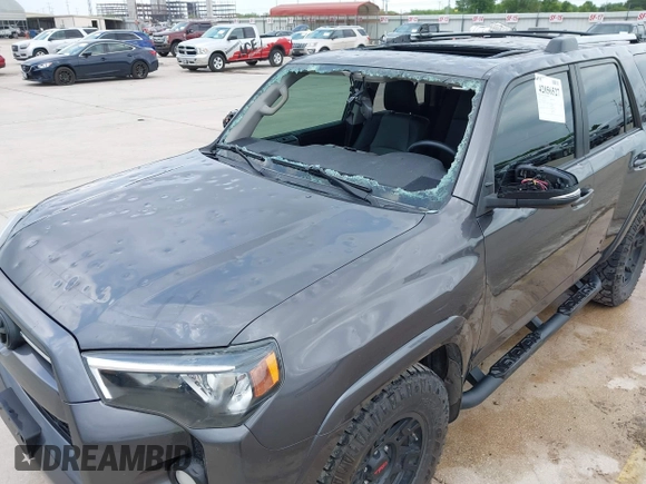 2020 Toyota 4Runner SR5 with VIN JTEZU5JR0L5214205, listed as a IAAI auction lot 42056527 with 159,814 mi miles and . Bid and sale history available at DreamBid. Image 6.
