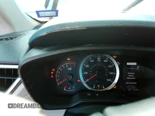 2022 Toyota Corolla Cross LE z VIN 7MUCAAAG9NV024206, wystawiony jako Copart lot #53733855 z przebiegiem 5610 mil mil oraz Szkody całkowita. Historia ofert i sprzedaży dostępna na DreamBid. Obrazek 9.