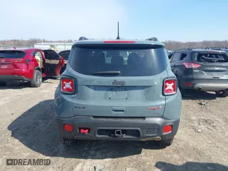 2018 Jeep Renegade Trailhawk with VIN ZACCJBCB2JPH11780, listed as a IAAI auction lot 41776536 with 86,894 mi miles. Bid and sale history available at carsss.com. Image 16.