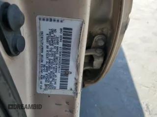 1997 Geo Prizm LSi z VIN 1Y1SK5263VZ408119, wystawiony jako Copart lot #52308235 z przebiegiem 344 971 mil mil oraz Szkody całkowita. Historia ofert i sprzedaży dostępna na DreamBid. Obrazek 12.