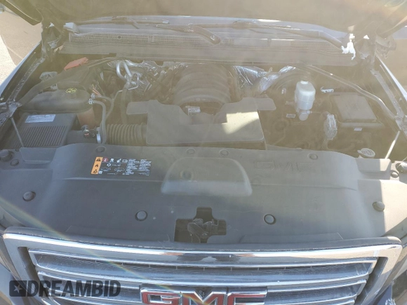 2017 GMC Yukon SLT with VIN 1GKS2BKC3HR198526, listed as a Copart auction lot 47212184 with 137,101 mi miles and Salvage Title. Bid and sale history available at carsss.com. Image 12.