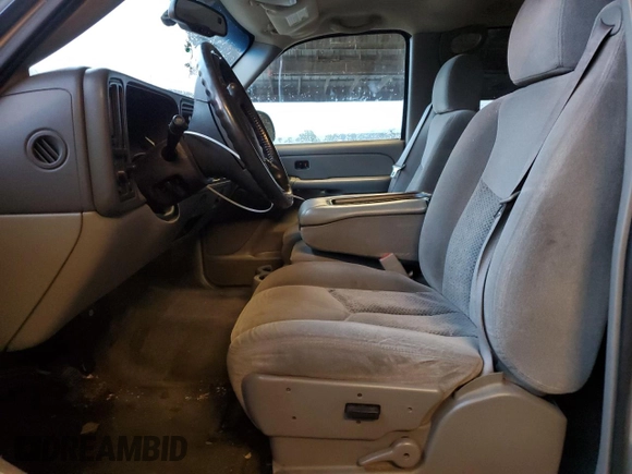 2005 Chevrolet Suburban LS z VIN 3GNEC16Z85G106604, wystawiony jako Copart lot #84952804 z przebiegiem 259 848 mil mil oraz Szkoda całkowita • Salvage title. Historia ofert i sprzedaży dostępna na DreamBid. Obrazek 7.