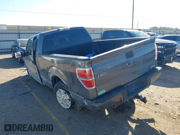 2012 Ford F-150 XL with VIN 1FTMF1CM6CKE05101, listed as a IAAI auction lot 40872533 with 83,706 mi miles. Bid and sale history available at carsss.com. Image 3.