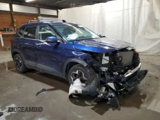 2024 Kia Seltos EX with VIN KNDERCAA6R7547573, listed as a Copart auction lot 49630905 with 33,887 mi miles and Salvage Title. Bid and sale history available at carsss.com. Image 4.
