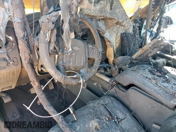 2013 Ford F-350 XL with VIN 1FT8W3DT8DEB28101, listed as a Copart auction lot 47640345 with Not provided miles and Non repairable. Bid and sale history available at DreamBid. Image 8.