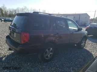 2008 Honda Pilot EX with VIN 5FNYF18468B002573, listed as a Copart auction lot 52447125 with 158,163 mi miles and Clean Title. Bid and sale history available at carsss.com. Image 3.