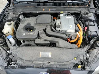 2020 Ford Fusion SE z VIN 3FA6P0LU8LR230769, wystawiony jako Copart lot #55214005 z przebiegiem 83 037 mil mil oraz Szkoda całkowita • Salvage title. Historia ofert i sprzedaży dostępna na DreamBid. Obrazek 11.