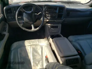 2001 Chevrolet Suburban LS with VIN 3GNEC16T01G227827, listed as a Copart auction lot 72776434 with 0 mi miles and Salvage Title. Bid and sale history available at carsss.com. Image 8.