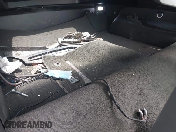 2019 Chevrolet Corvette 1LT with VIN 1G1YB2D74K5102125, listed as a IAAI auction lot 42585894 with 43,939 mi miles and . Bid and sale history available at DreamBid. Image 8.