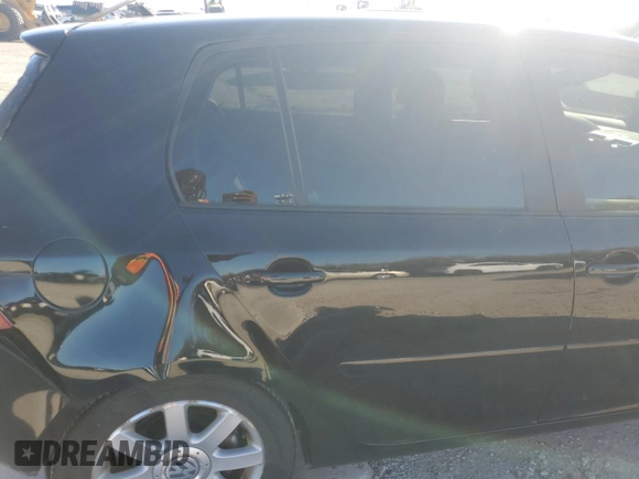 2006 Volkswagen Rabbit with VIN WVWDR91K36W136317, listed as a Copart auction lot 81592864 with 102,089 mi miles and Salvage Title. Bid and sale history available at carsss.com. Image 11.