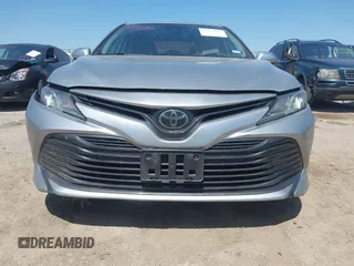 2019 Toyota Camry LE z VIN 4T1B11HK8KU789295, wystawiony jako IAAI lot #41993966 z przebiegiem 94 165 mil mil oraz . Historia ofert i sprzedaży dostępna na DreamBid. Obrazek 12.