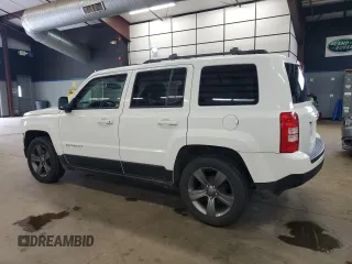 2015 Jeep Patriot High Altitude z VIN 1C4NJPFA0FD157556, wystawiony jako Copart lot #55453425 z przebiegiem 97 409 mil mil oraz Szkoda całkowita • Salvage title. Historia ofert i sprzedaży dostępna na DreamBid. Obrazek 2.