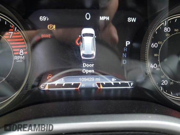 2018 Jeep Cherokee Trailhawk with VIN 1C4PJMBX0JD534722, listed as a IAAI auction lot 41557426 with 109,429 mi miles and . Bid and sale history available at DreamBid. Image 15.