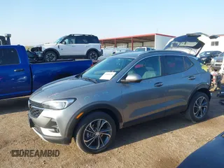 2023 Buick Encore GX Select z VIN KL4MMDS24PB151721, wystawiony jako IAAI lot #42068151 z przebiegiem 11 436 mil mil oraz . Historia ofert i sprzedaży dostępna na DreamBid. Obrazek 15.