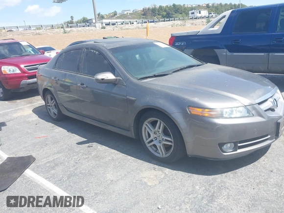 2008 Acura TL with VIN 19UUA66268A004376, listed as a IAAI auction lot 41916026 with 233,246 mi miles. Bid and sale history available at carsss.com. Image 1.