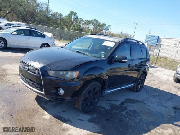2012 Mitsubishi Outlander SE with VIN JA4AS3AW4CU004465, listed as a IAAI auction lot 41475001 with 173,736 mi miles. Bid and sale history available at carsss.com. Image 2.