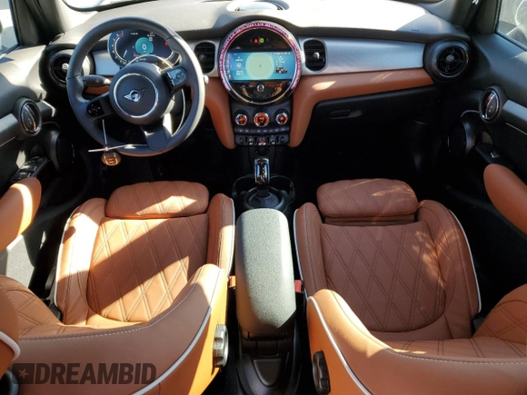 2024 MINI Hardtop 4 Door Cooper Classic with VIN WMW33DK00R2U88843, listed as a Copart auction lot 82409674 with 6,701 mi miles and Salvage Title. Bid and sale history available at DreamBid. Image 8.
