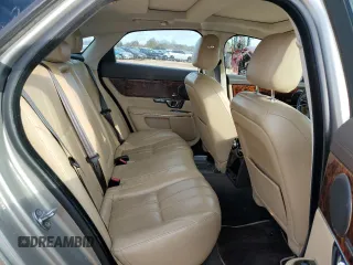 2014 Jaguar XJ with VIN SAJWA1CZ5E8V71971, listed as a Copart auction lot 82116114 with 127,164 mi miles and Salvage Title. Bid and sale history available at DreamBid. Image 10.