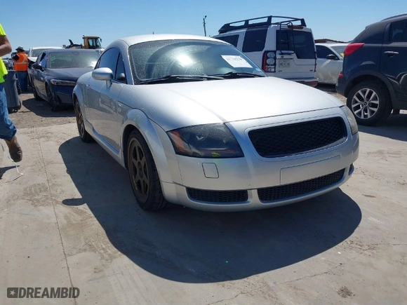 2001 Audi TT with VIN TRUWT28N011008288, listed as a IAAI auction lot 41758230 with 108,521 mi miles. Bid and sale history available at carsss.com. Image 1.