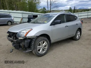 2015 Nissan Rogue S z VIN JN8AS5MV9FW763694, wystawiony jako Copart lot #53967354 z przebiegiem 105 399 mil mil oraz Nie do naprawy. Historia ofert i sprzedaży dostępna na DreamBid. Obrazek 1.