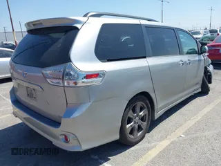 2017 Toyota Sienna SE with VIN 5TDXZ3DC8HS796970, listed as a IAAI auction lot 42272964 with 114,237 mi miles and . Bid and sale history available at DreamBid. Image 4.