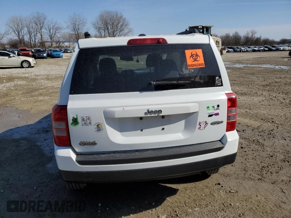 2014 Jeep Patriot High Altitude z VIN 1C4NJPFA0ED928189, wystawiony jako Copart lot #48682375 z przebiegiem 113 178 mil mil oraz Szkoda całkowita • Salvage title. Historia ofert i sprzedaży dostępna na DreamBid. Obrazek 6.