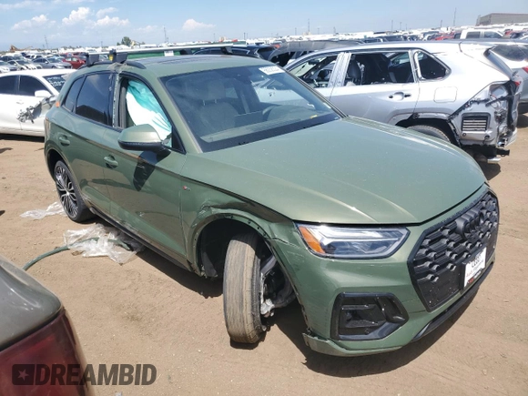 2024 Audi Q5 S line Premium Plus with VIN WA1EAAFYXR2081025, listed as a Copart auction lot 66058324 with 0 mi miles and Salvage Title. Bid and sale history available at carsss.com. Image 4.