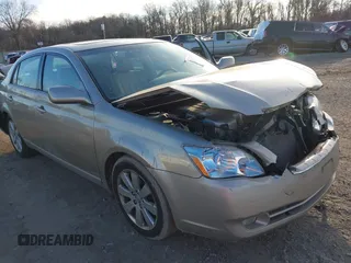 2006 Toyota Avalon XL with VIN 4T1BK36B96U125010, listed as a IAAI auction lot 41446847 with 84,984 mi miles. Bid and sale history available at carsss.com. Image 13.