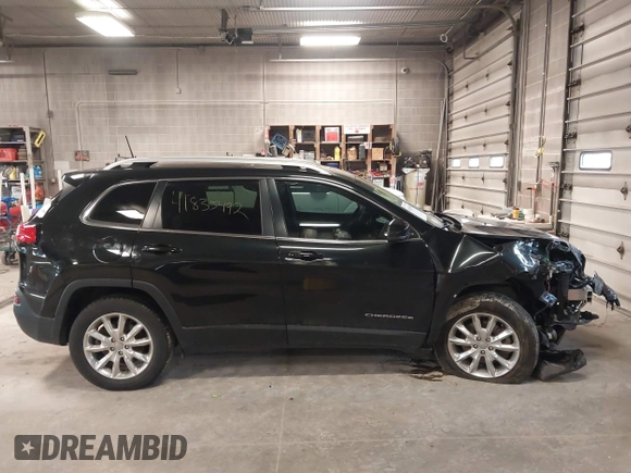 2016 Jeep Cherokee Limited with VIN 1C4PJMDB1GW304332, listed as a IAAI auction lot 41835492 with 84,567 mi miles. Bid and sale history available at carsss.com. Image 13.